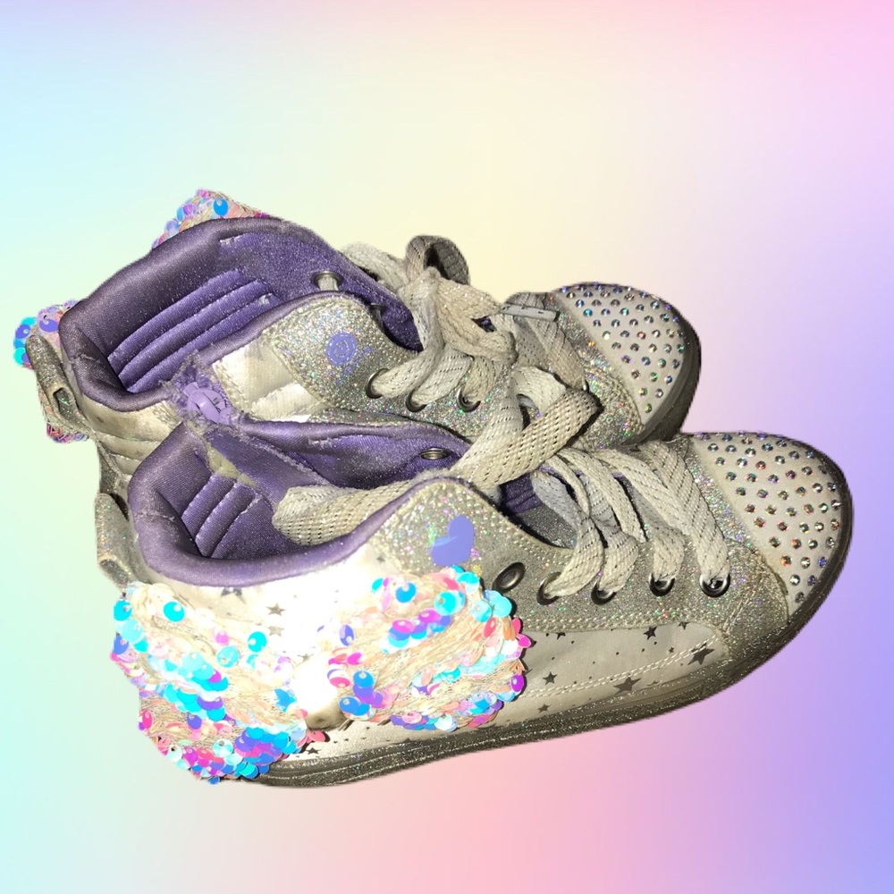 Skechers Twinkle Toes: Shuffle Lite Miss Twinkle